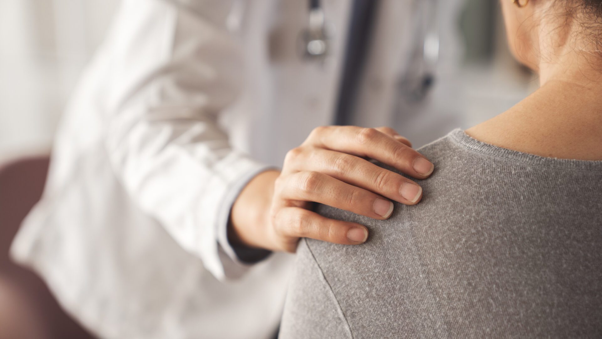 L’innovation de la Dre Isabelle Malhamé permet aux femmes enceintes comme au personnel soignant de déclencher un protocole structuré et coordonné de prise en charge rapide des urgences obstétricales et postpartum.