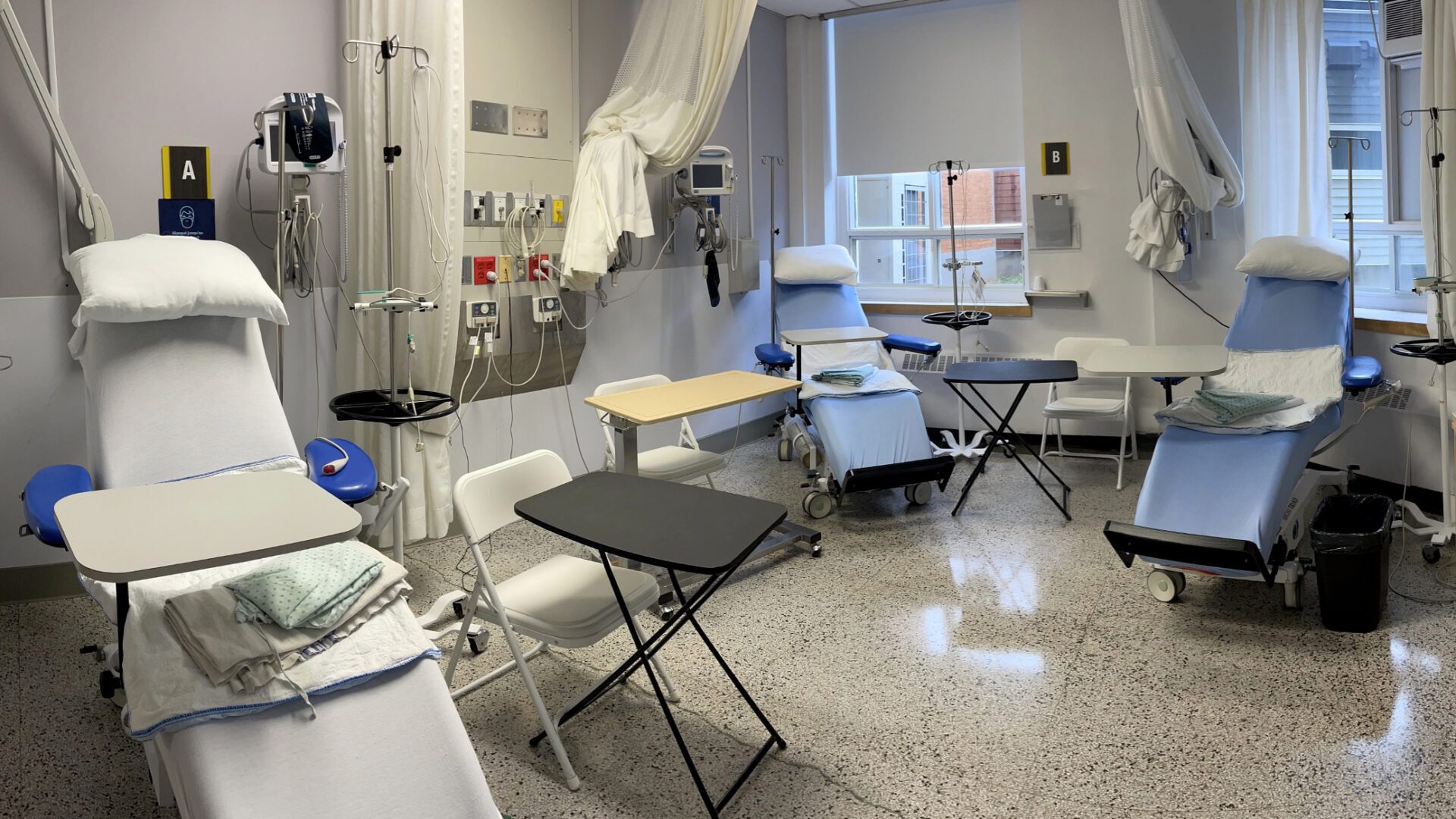 L’innovation du cardiologue Olivier Bertrand transforme la prise en charge des patients subissant un cathétérisme cardiaque grâce à une intervention allégée qui ne requiert pas d’hospitalisation.