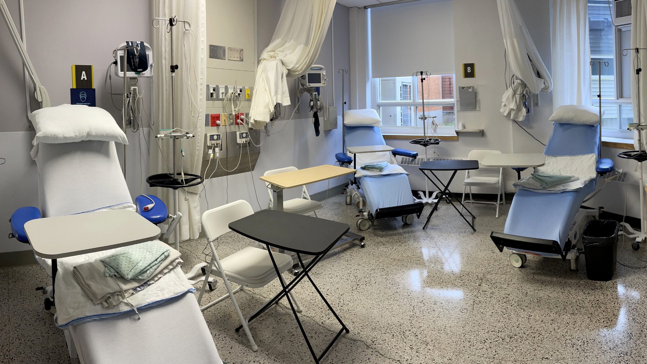 L’innovation du cardiologue Olivier Bertrand transforme la prise en charge des patients subissant un cathétérisme cardiaque grâce à une intervention allégée qui ne requiert pas d’hospitalisation.